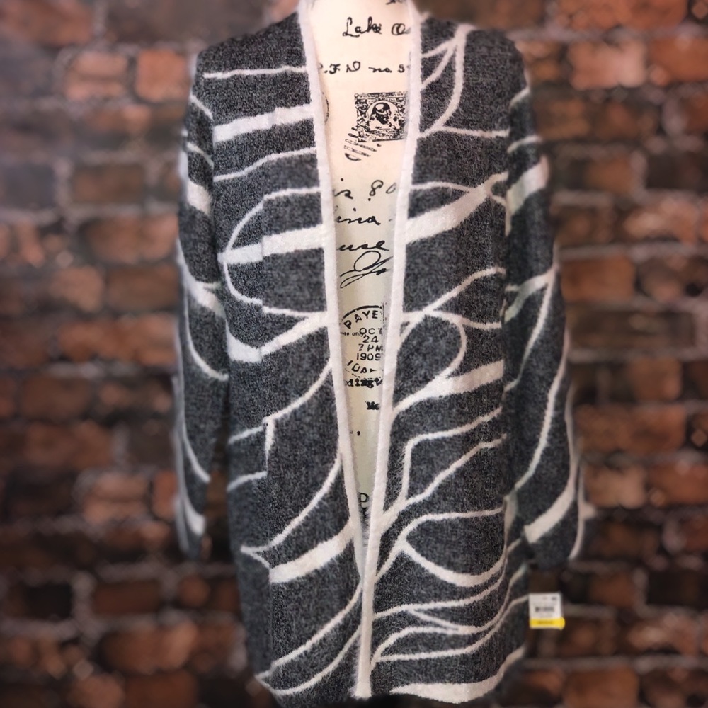 NWT cardigan black and white